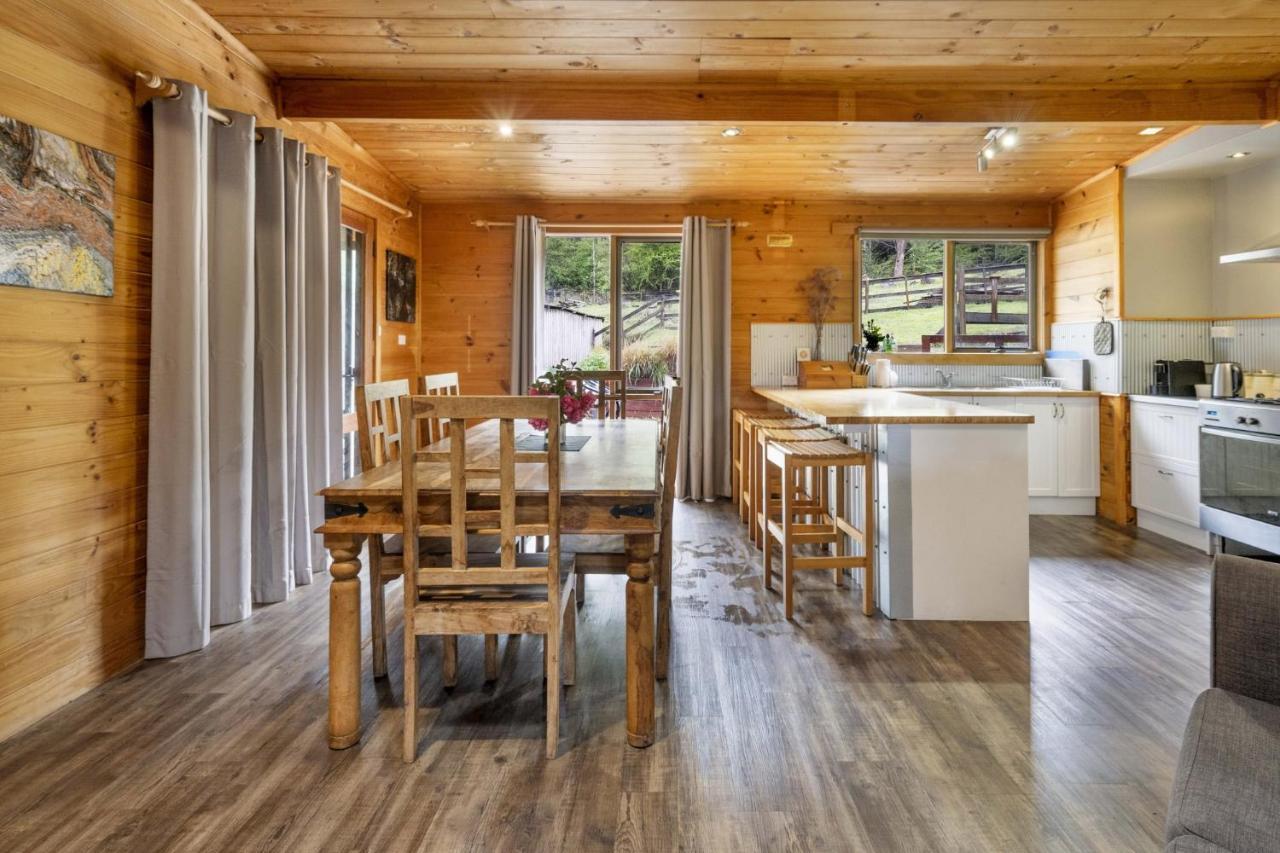 Mole Creek Cabins Εξωτερικό φωτογραφία